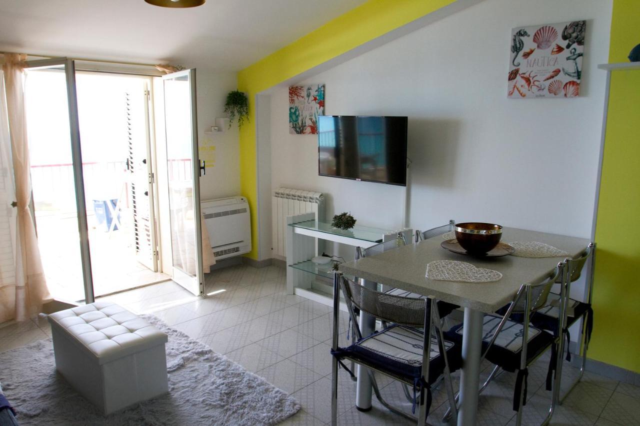 La Mansarda Apartment Marina di Gioiosa Ionica Luaran gambar