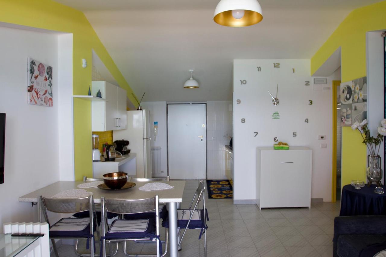 La Mansarda Apartment Marina di Gioiosa Ionica Luaran gambar