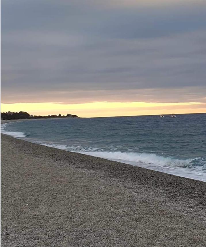 La Mansarda Apartment Marina di Gioiosa Ionica Luaran gambar